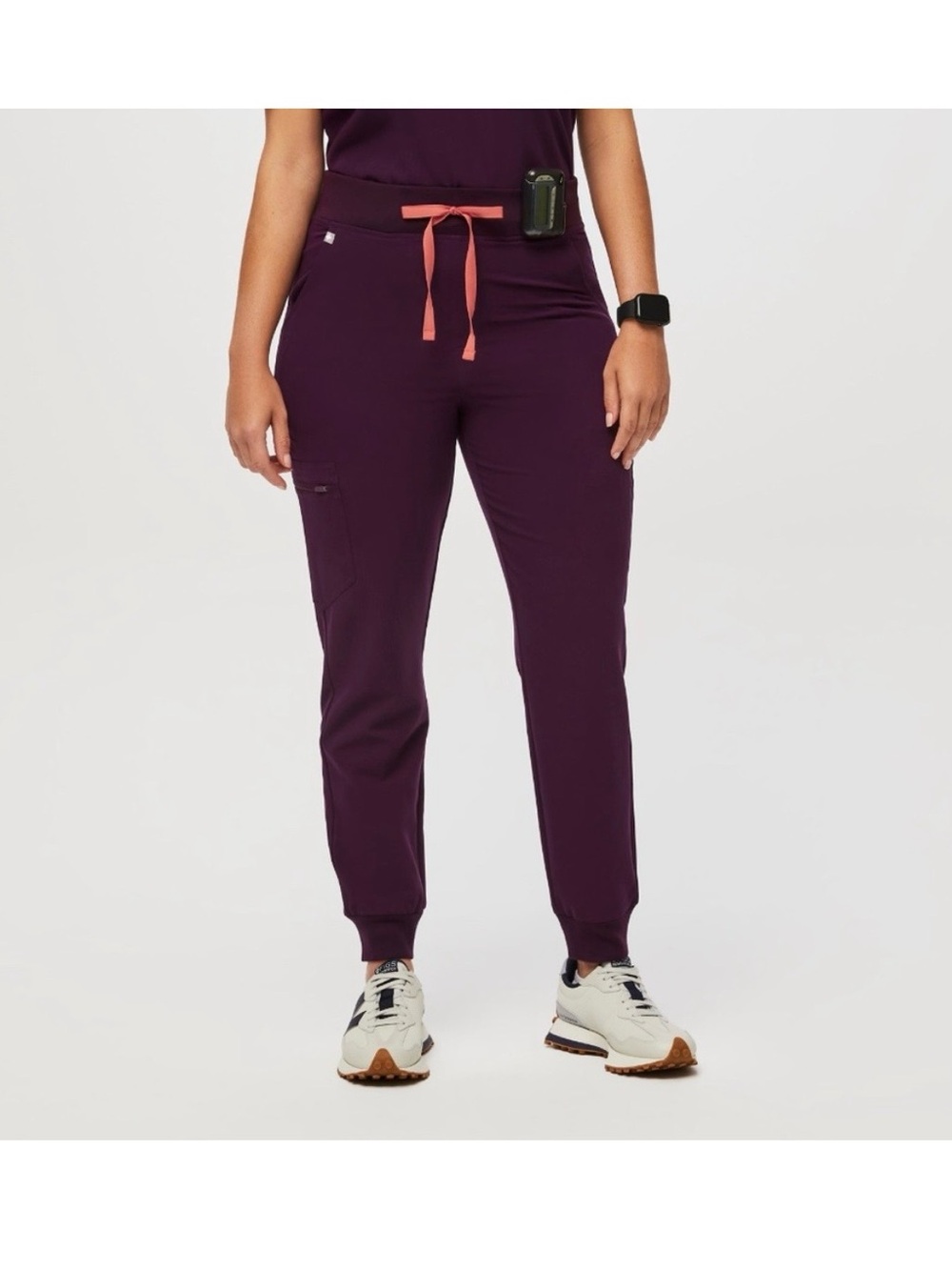 Figs Zamora Women’s Stretch Jogger Pants in Deep Plum